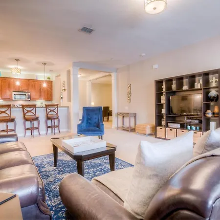 Stunning Condo W Free Resort Access, Near Wdw